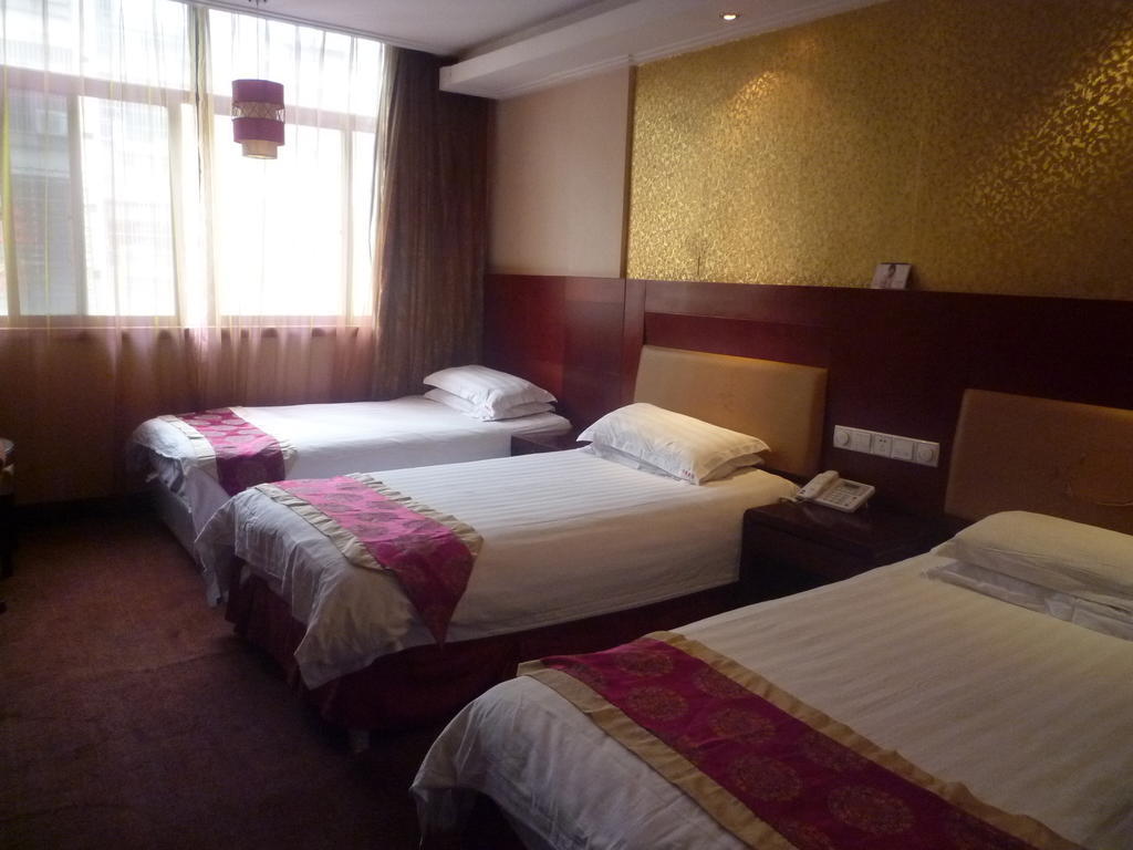 Jinyao Business Hotel อี้วู ภายนอก รูปภาพ