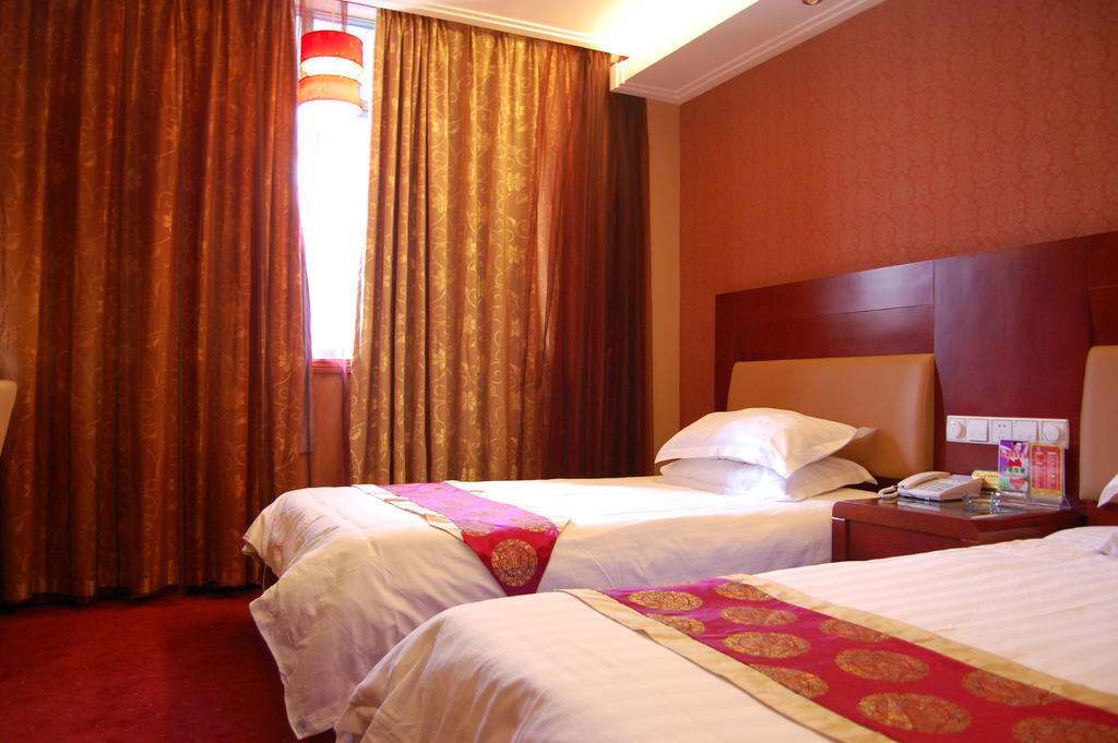 Jinyao Business Hotel อี้วู ห้อง รูปภาพ